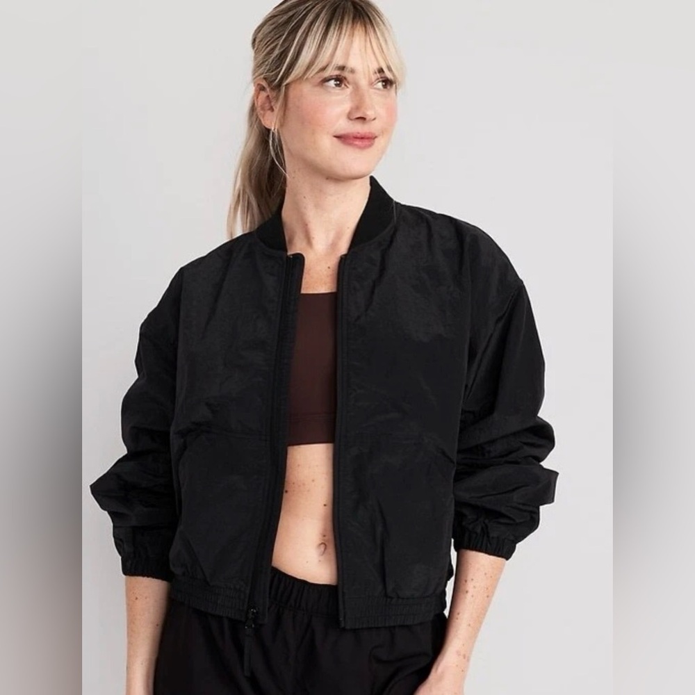 Old Navy Black Nylon Quick Dry Oversized Bomber Style Gathered Back Jacket